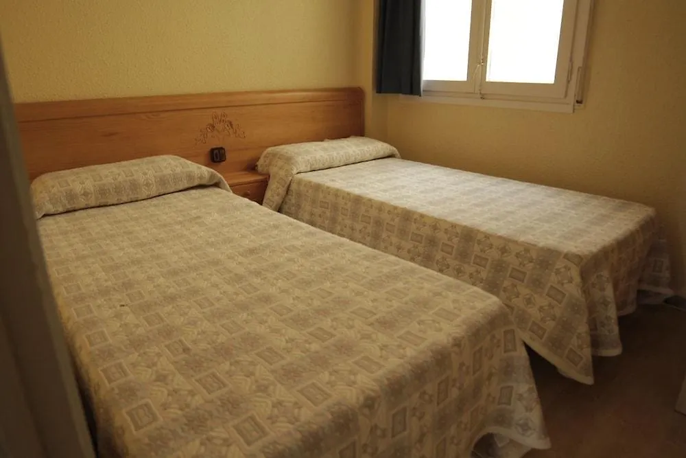 Apartaments Ar Easy Borodin Lloret de Mar 0*,
